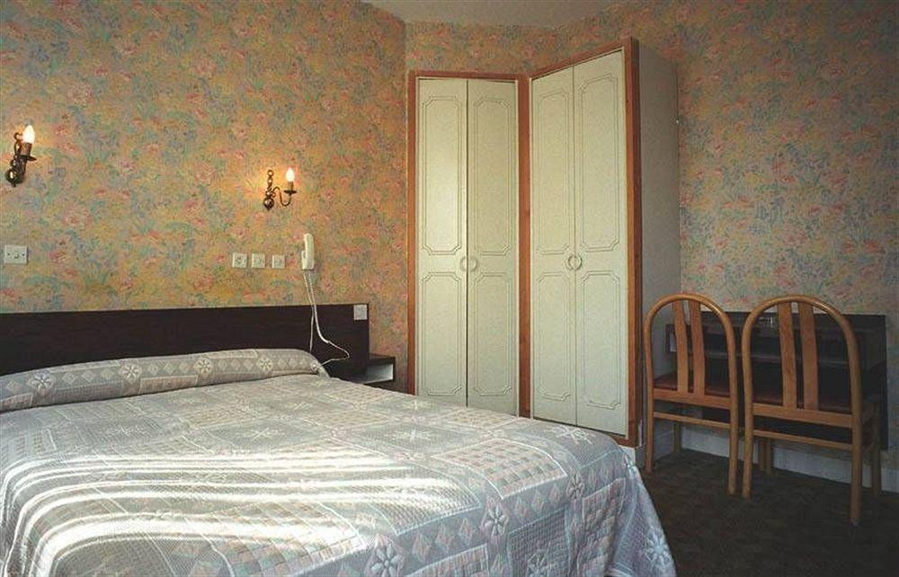 Hotel Des 3 Nations Párizs Kültér fotó