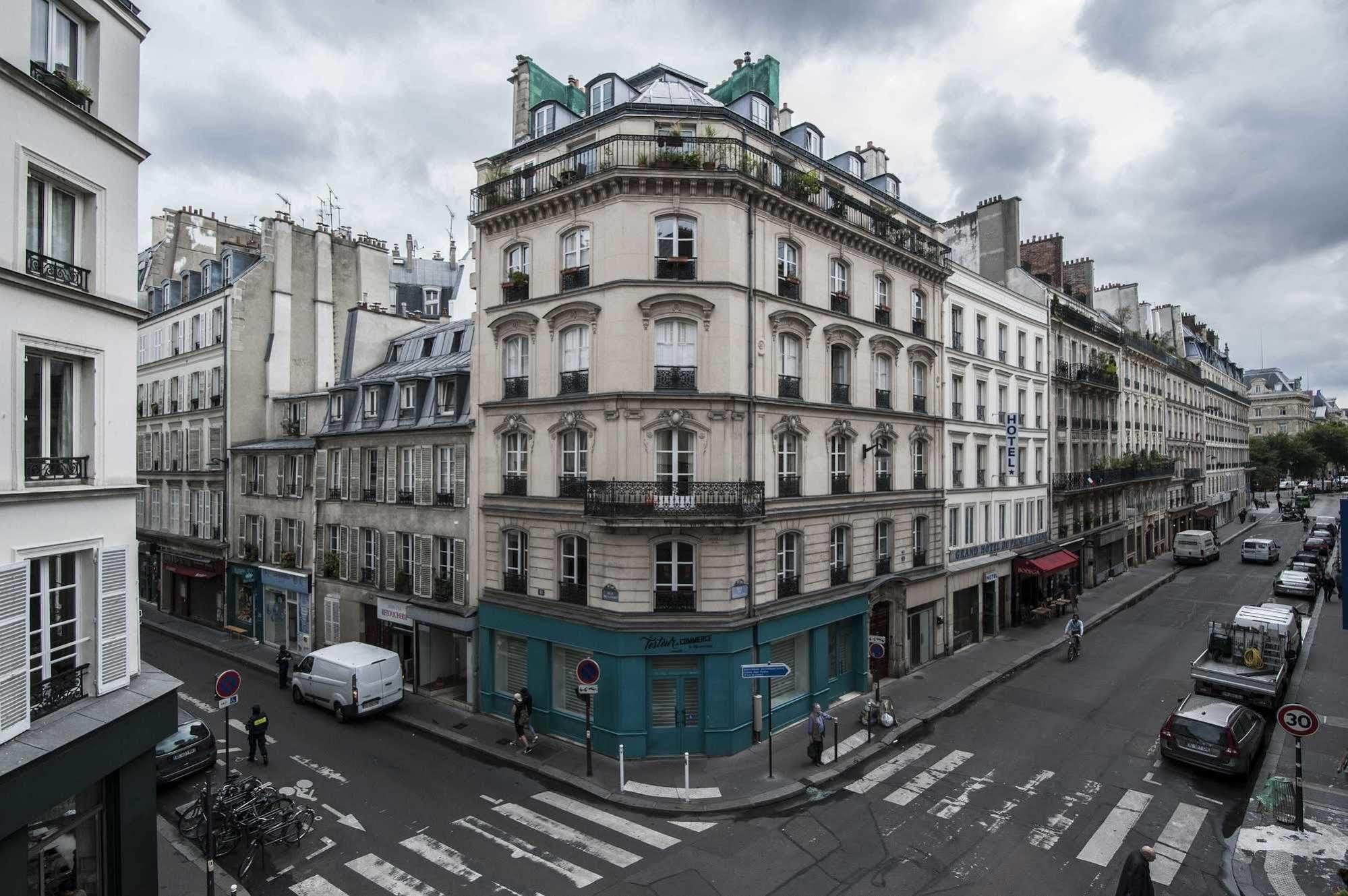 Hotel Des 3 Nations Párizs Kültér fotó