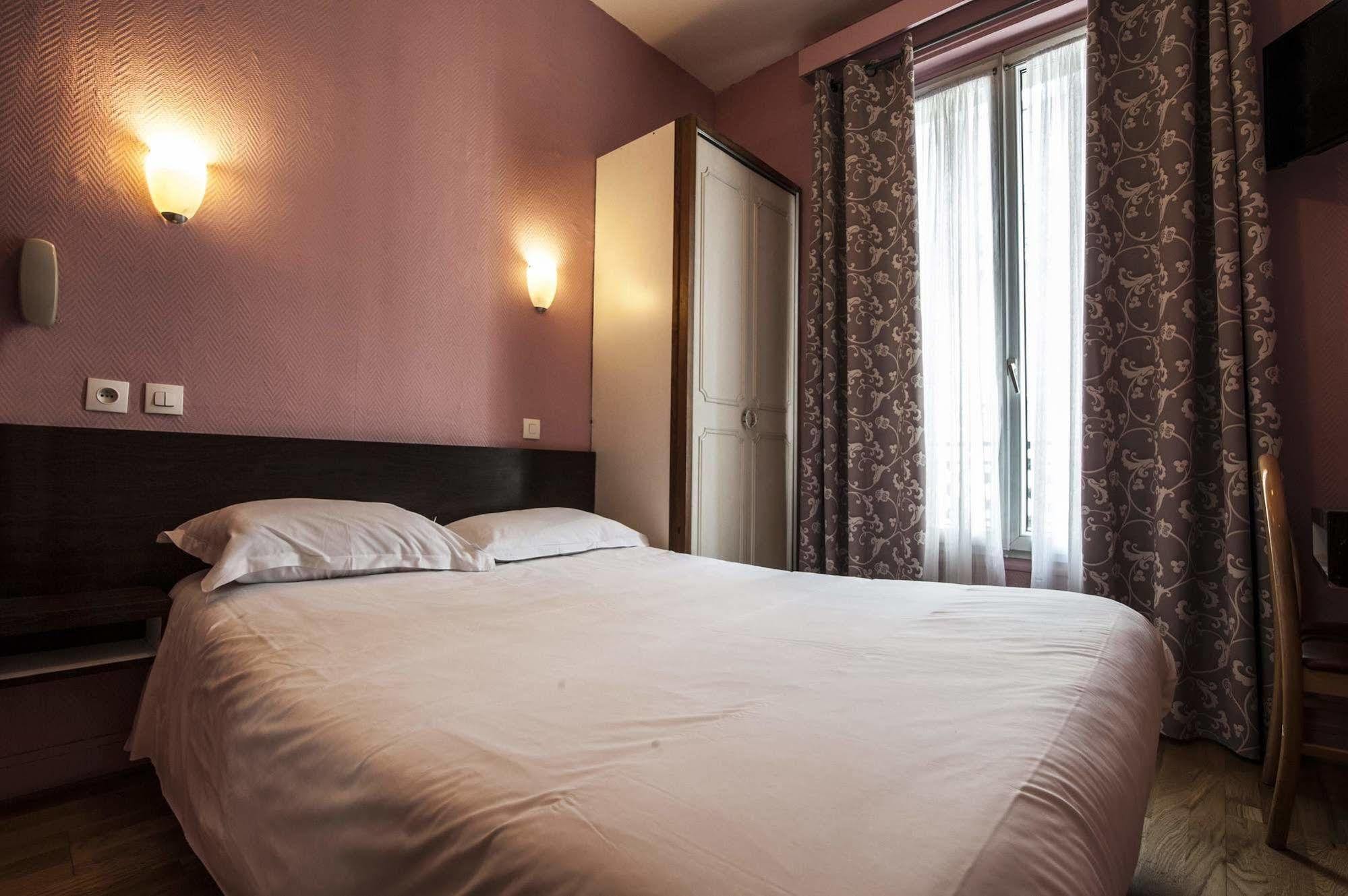 Hotel Des 3 Nations Párizs Kültér fotó