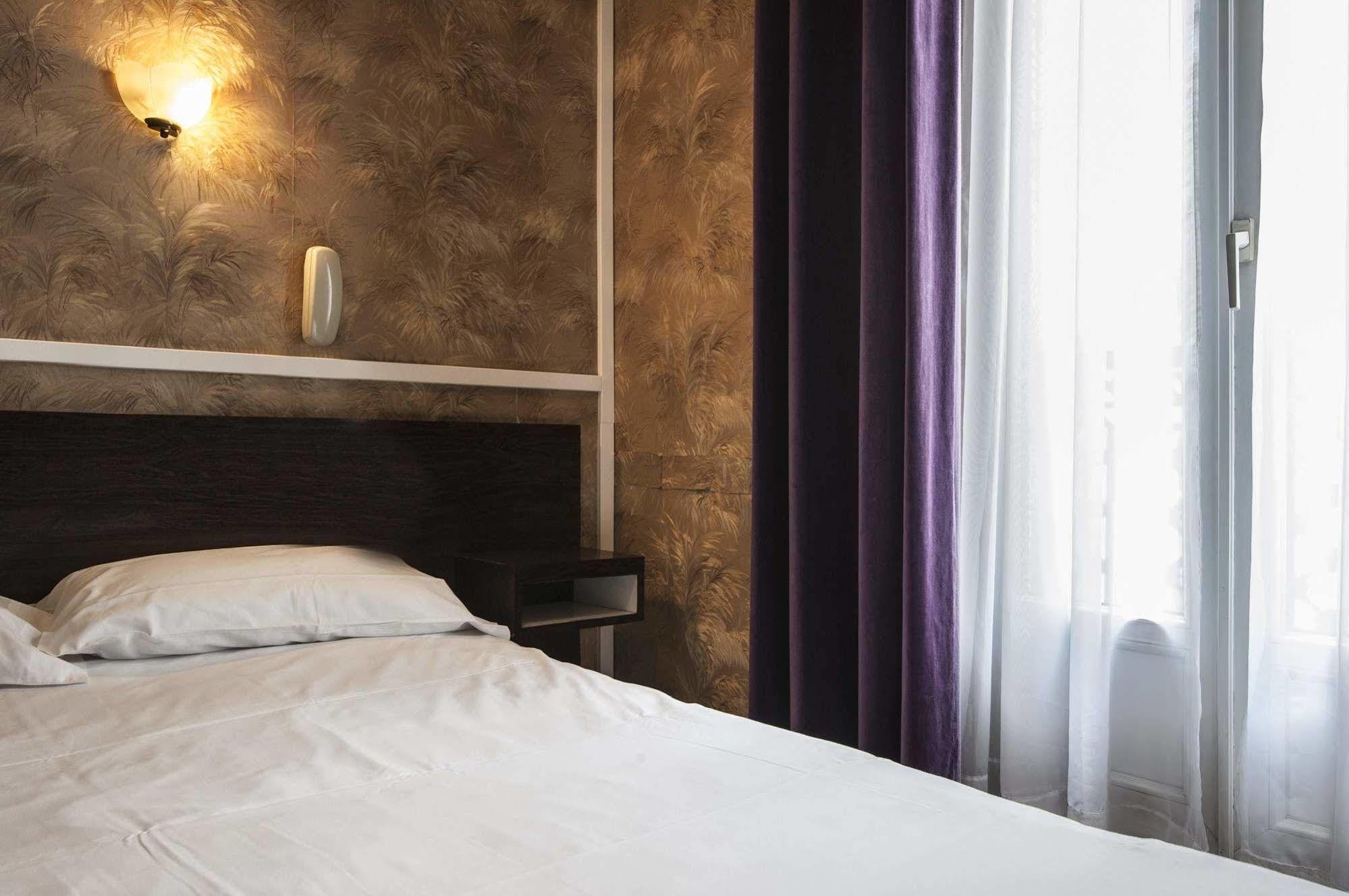Hotel Des 3 Nations Párizs Kültér fotó